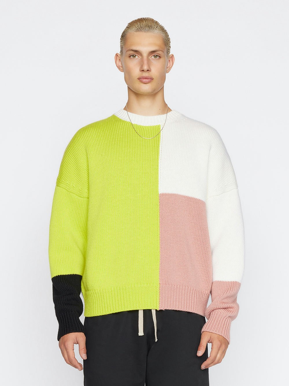 sweater front view alt:hover